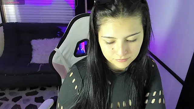 Snapshot of TifanyWhite_ chatting on February 7, 2025, 8:10 pm TifanyWhite online show from February 7, 2025, 8:10 pm