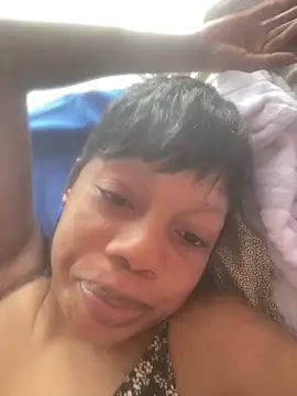 NAUGHTYSHALOTXX online show from February 28, 2026, 12:38 pm