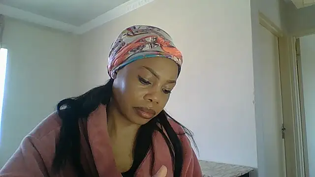 Snapshot of NAUGHTYSHALOTXX chatting on July 8, 2026, 9:21 am NAUGHTYSHALOTXX online show from July 8, 2026, 9:21 am