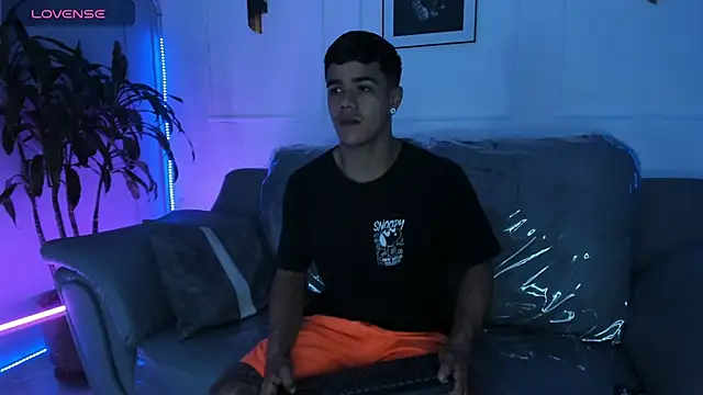 Rob saenz  online show from December 22, 2025, 4:18 pm