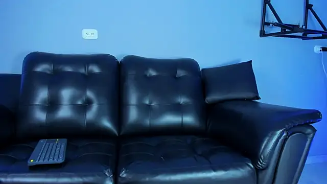 Rob saenz  online show from March 18, 2025, 1:01 pm