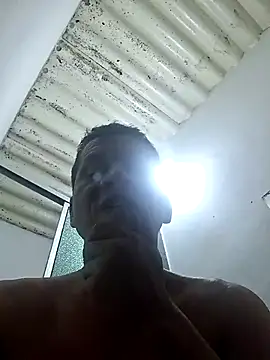 Snapshot of leoytessa_10 chatting on October 11, 2025, 2:45 am leoytessa 10 online show from October 11, 2025, 2:45 am