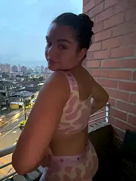 Snapshot of eva_y_marcelo chatting on October 10, 2025, 10:38 am eva y marcelo online show from October 10, 2025, 10:38 am