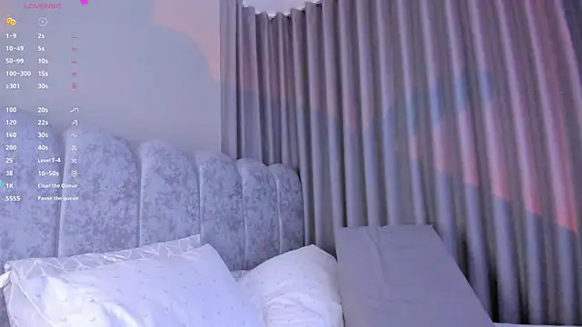 ashlyestone online show from March 11, 2026, 1:54 am