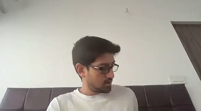 Snapshot of arjun_077 chatting on December 26, 2024, 11:10 am arjun 077 online show from December 26, 2024, 11:10 am