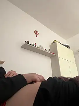 flagintheairin online show from March 13, 2025, 9:21 am