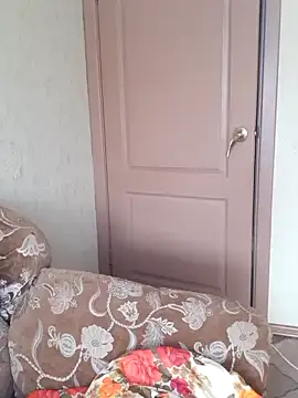 Snapshot of IsabellaBoni chatting on February 14, 2025, 11:10 am IsabellaBoni online show from February 14, 2025, 11:10 am