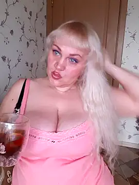 Snapshot of IsabellaBoni chatting on November 21, 2025, 7:29 am IsabellaBoni online show from November 21, 2025, 7:29 am