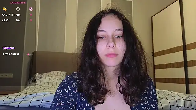 Agatha Sade online show from February 10, 2025, 3:32 pm