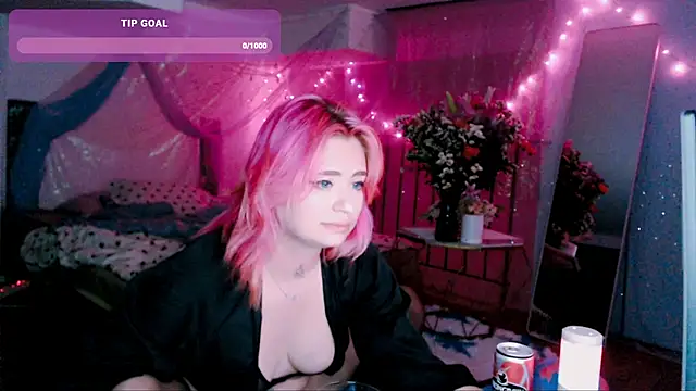 Snapshot of candy_lina chatting on April 25, 2026, 12:41 pm candy lina online show from April 25, 2026, 12:41 pm