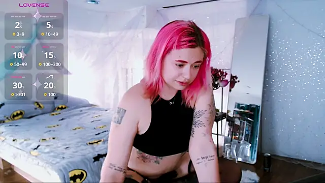 Snapshot of candy_lina chatting on May 4, 2026, 9:34 am candy lina online show from May 4, 2026, 9:34 am