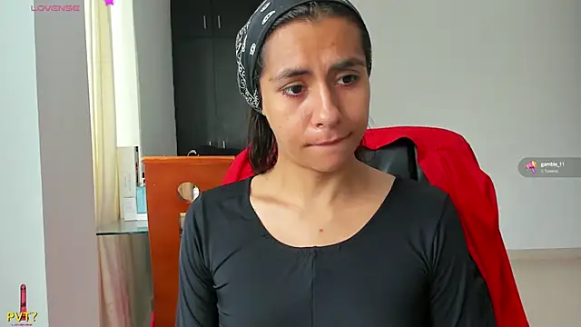 Kamilasalazar online show from February 14, 2025, 2:54 pm