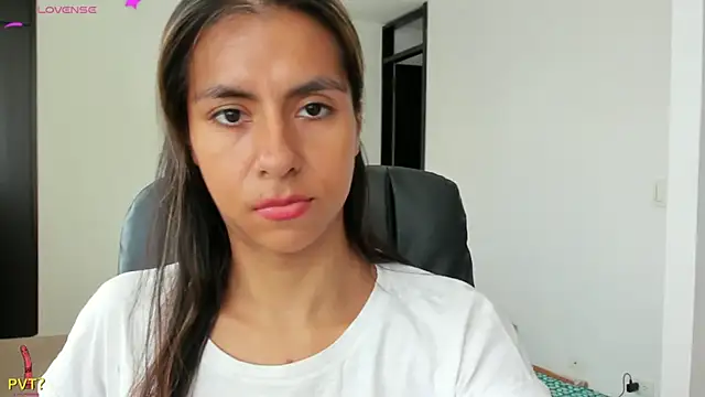 Kamilasalazar online show from January 30, 2025, 2:15 pm