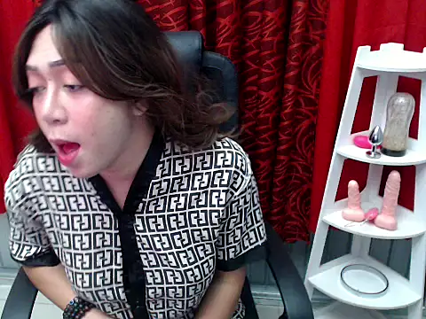 urprincessnicolexxx online show from May 12, 2026, 1:46 am