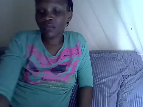 Snapshot of Sweet_serah chatting on November 24, 2025, 6:19 pm Sweet serah online show from November 24, 2025, 6:19 pm