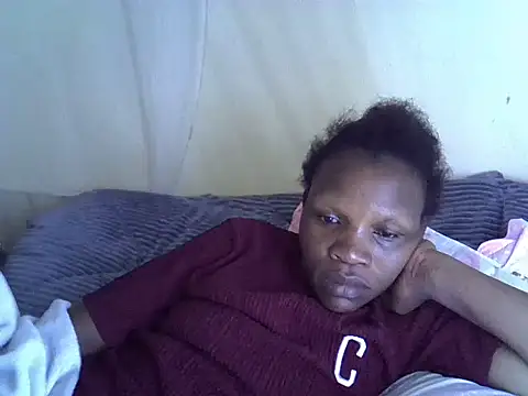 Snapshot of Sweet_serah chatting on November 18, 2025, 3:43 am Sweet serah online show from November 18, 2025, 3:43 am