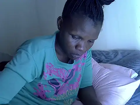 Snapshot of Sweet_serah chatting on November 11, 2025, 5:52 pm Sweet serah online show from November 11, 2025, 5:52 pm