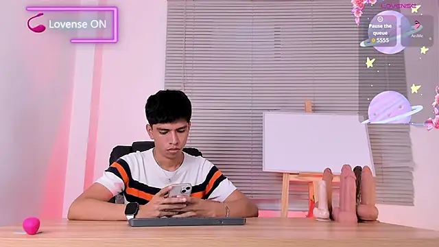 Santy carrington online show from April 6, 2026, 8:54 pm