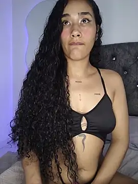 jaderossxx online show from July 19, 2026, 8:27 pm