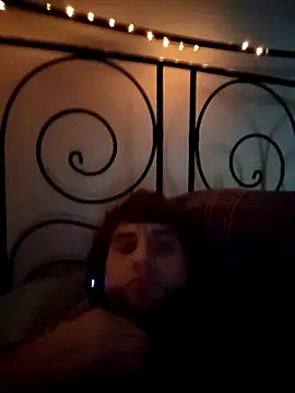 domdom26z online show from November 5, 2025, 11:35 am