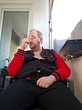 PupW0lfy online show from February 10, 2025, 2:59 pm