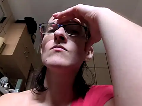 Snapshot of Milky_hairy_mommy chatting on December 15, 2025, 10:54 am Milky hairy mommy online show from December 15, 2025, 10:54 am