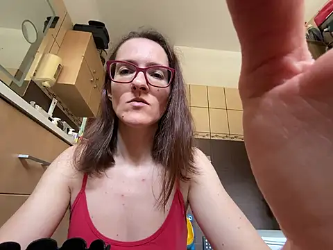 Milky hairy mommy online show from March 3, 2026, 9:16 am