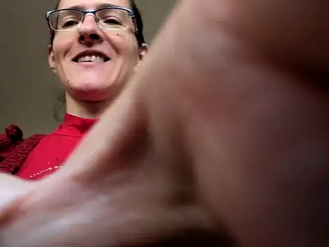 Snapshot of Milky_hairy_mommy chatting on March 13, 2025, 7:42 am Milky hairy mommy online show from March 13, 2025, 7:42 am