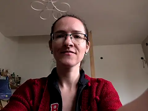 Snapshot of Milky_hairy_mommy chatting on March 14, 2025, 7:04 am Milky hairy mommy online show from March 14, 2025, 7:04 am