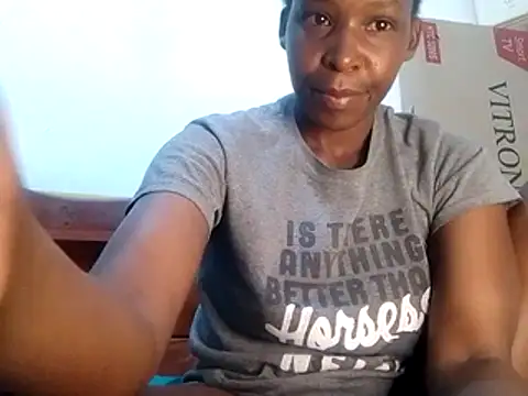 Snapshot of Claris2 chatting on November 26, 2025, 8:53 pm Claris2 online show from November 26, 2025, 8:53 pm