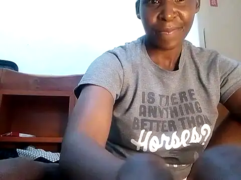 Snapshot of Claris2 chatting on November 17, 2025, 8:46 pm Claris2 online show from November 17, 2025, 8:46 pm