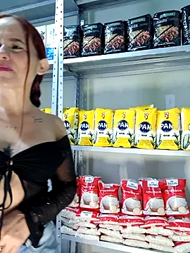 Snapshot of Magica_lorena chatting on October 24, 2025, 1:43 pm Magica lorena online show from October 24, 2025, 1:43 pm