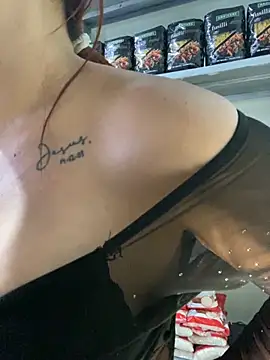 Snapshot of Magica_lorena chatting on October 28, 2025, 1:10 pm Magica lorena online show from October 28, 2025, 1:10 pm