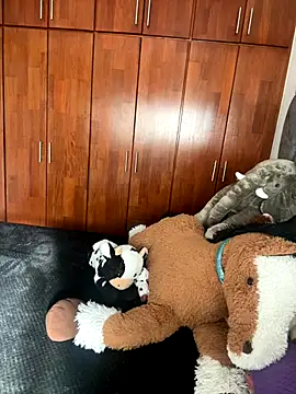 Snapshot of Veronica_isaza__ chatting on December 13, 2025, 8:04 pm Veronica isaza online show from December 13, 2025, 8:04 pm