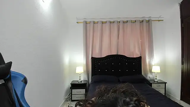 Snapshot of Debora_brown chatting on June 20, 2026, 9:09 pm Debora brown online show from June 20, 2026, 9:09 pm
