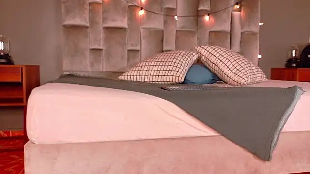 Snapshot of AbbyWathson chatting on January 16, 2026, 11:47 am AbbyWathson online show from January 16, 2026, 11:47 am