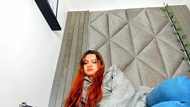 Snapshot of AbbyWathson chatting on February 12, 2026, 11:54 am AbbyWathson online show from February 12, 2026, 11:54 am