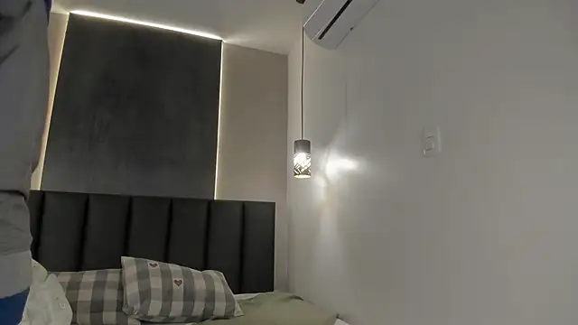 Snapshot of AbbyWathson chatting on February 11, 2026, 11:54 am AbbyWathson online show from February 11, 2026, 11:54 am