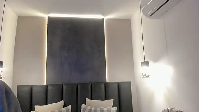 Snapshot of AbbyWathson chatting on February 10, 2026, 11:42 am AbbyWathson online show from February 10, 2026, 11:42 am