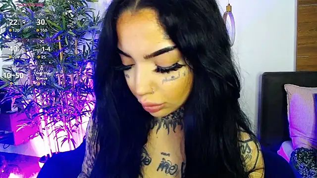 CreamyInkky  online show from March 6, 2026, 6:19 am