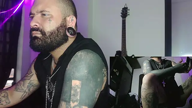 darkclothes online show from December 27, 2024, 11:28 am