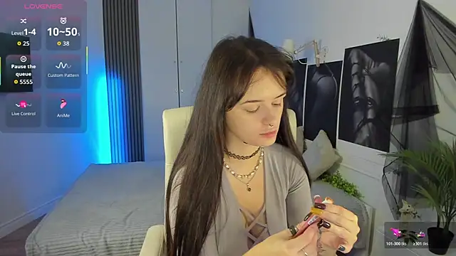 Snapshot of SashaSunlight chatting on October 22, 2025, 6:46 am SashaSunlight online show from October 22, 2025, 6:46 am