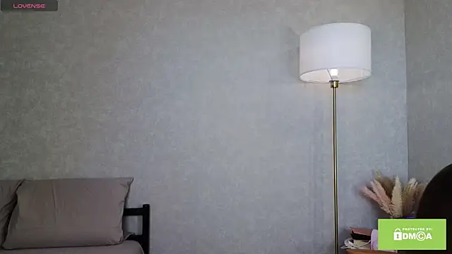 FairyFlutter online show from September 17, 2025, 6:15 am