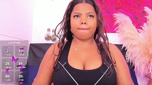 Snapshot of Adams_Cloe chatting on November 9, 2025, 10:41 am Adams Cloe online show from November 9, 2025, 10:41 am