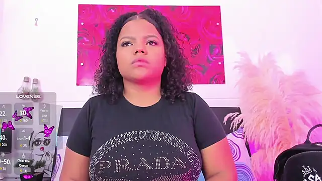 Snapshot of Adams_Cloe chatting on December 1, 2025, 10:49 am Adams Cloe online show from December 1, 2025, 10:49 am