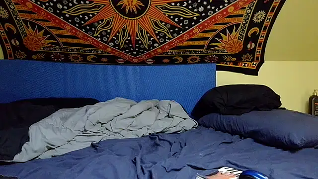 Snapshot of Spacecase2021 chatting on November 4, 2025, 2:59 am Spacecase2021 online show from November 4, 2025, 2:59 am