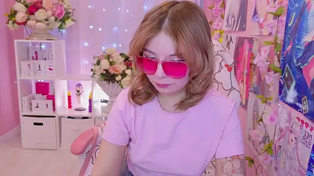 Snapshot of Coconut_Mia chatting on February 27, 2026, 9:03 pm Coconut Mia online show from February 27, 2026, 9:03 pm