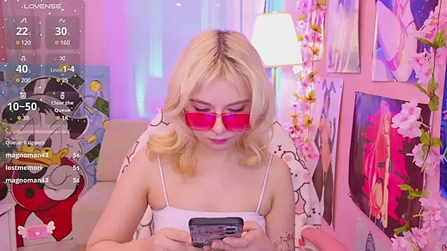 Snapshot of Coconut_Mia chatting on March 7, 2025, 4:13 am Coconut Mia online show from March 7, 2025, 4:13 am