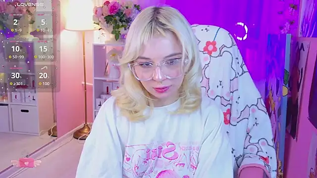 Snapshot of Coconut_Mia chatting on March 4, 2025, 9:11 pm Coconut Mia online show from March 4, 2025, 9:11 pm