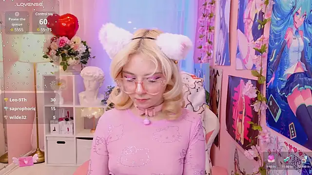 Snapshot of Coconut_Mia chatting on February 14, 2025, 10:25 pm Coconut Mia online show from February 14, 2025, 10:25 pm